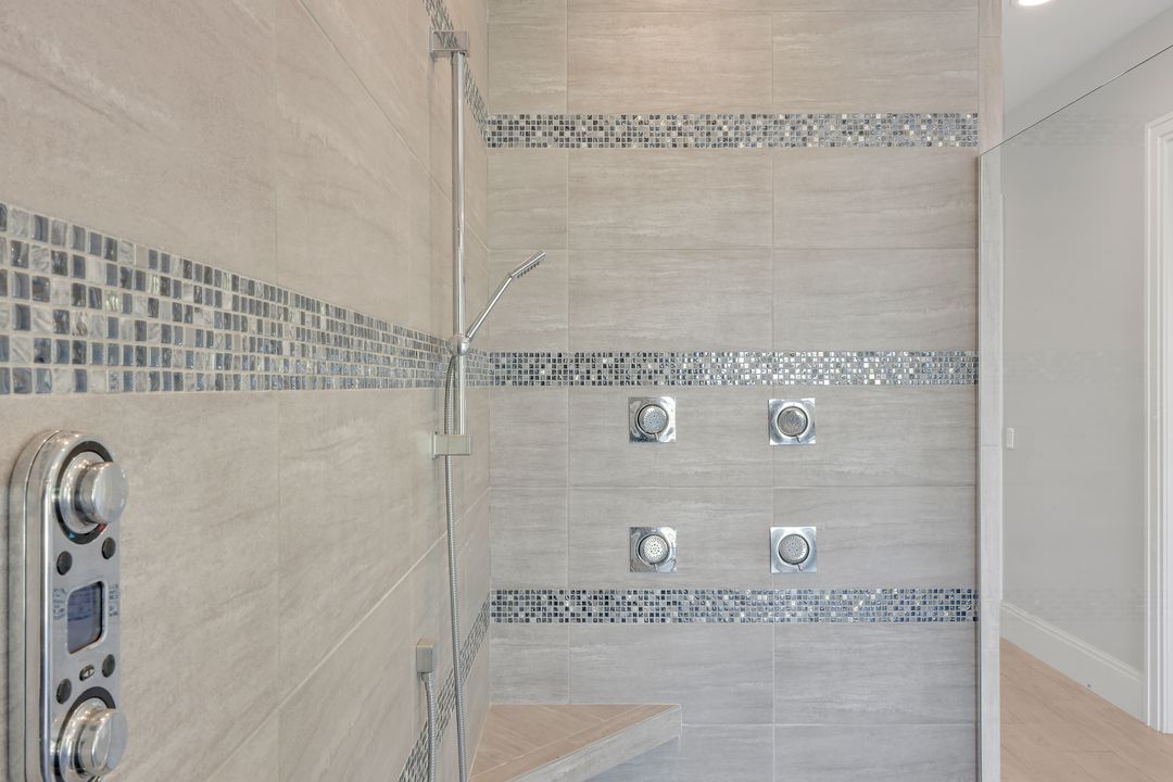 2826 SW 44th Terrace, Cape Coral, FL 33914