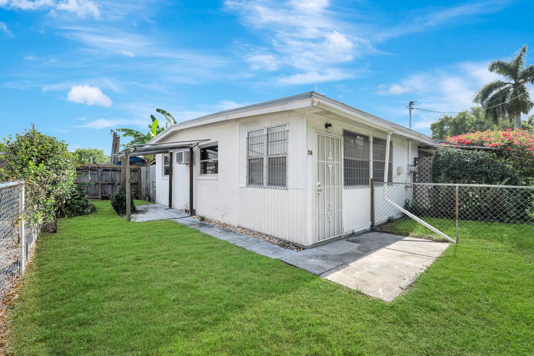 74 Cypress St, North Fort Myers, FL 33903