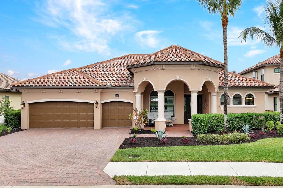 28613 Lisburn Ct, Bonita Springs, FL 34135