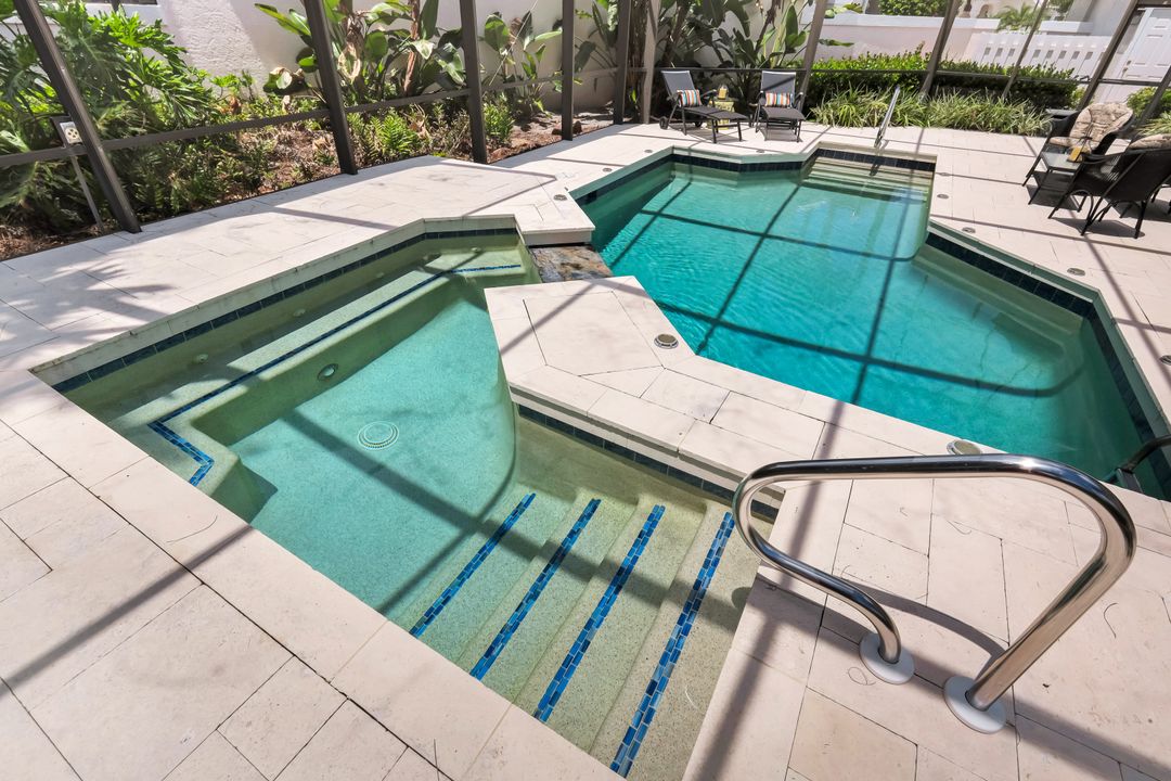 15248 Devon Green Ln, Naples, FL 34110