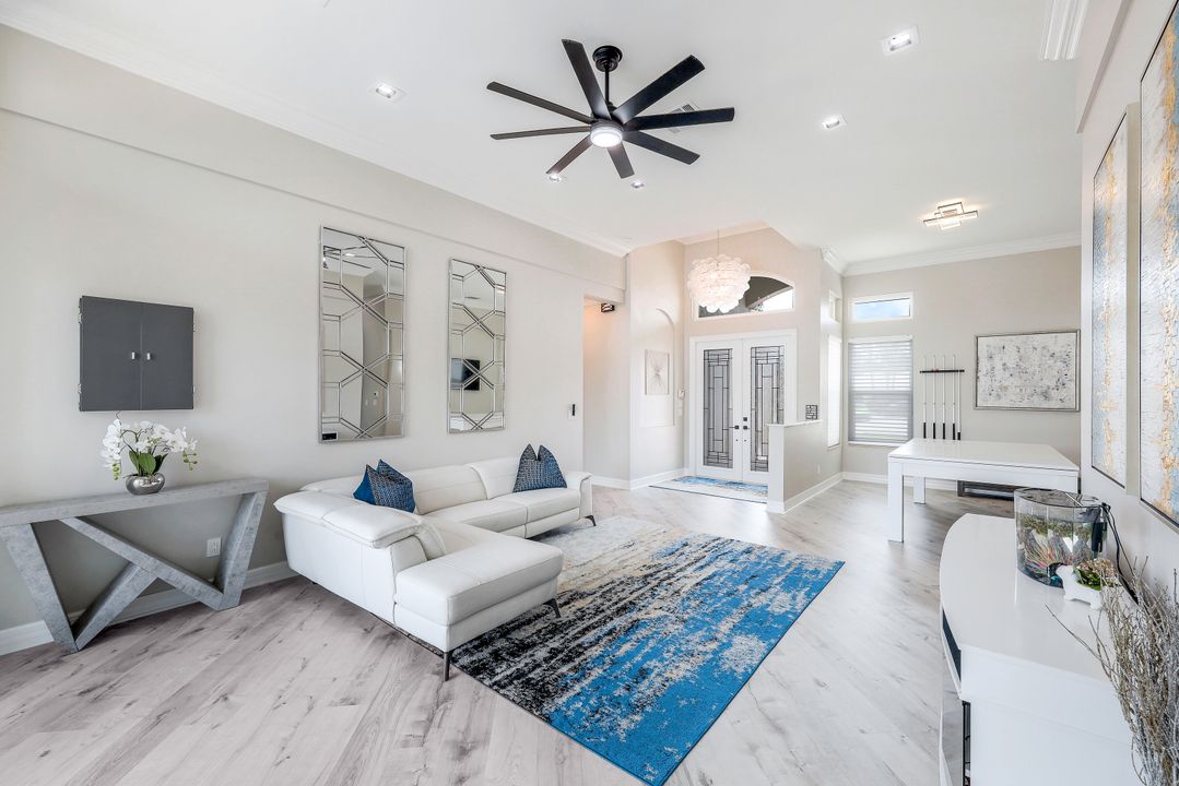 2179 Canary Island Cove, Naples, FL 34119