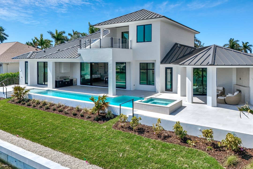 812 Milan Ct, Marco Island, FL 34145