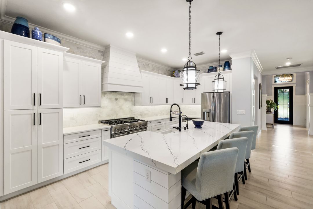 12639 Kinross Ln, Naples, FL 34120