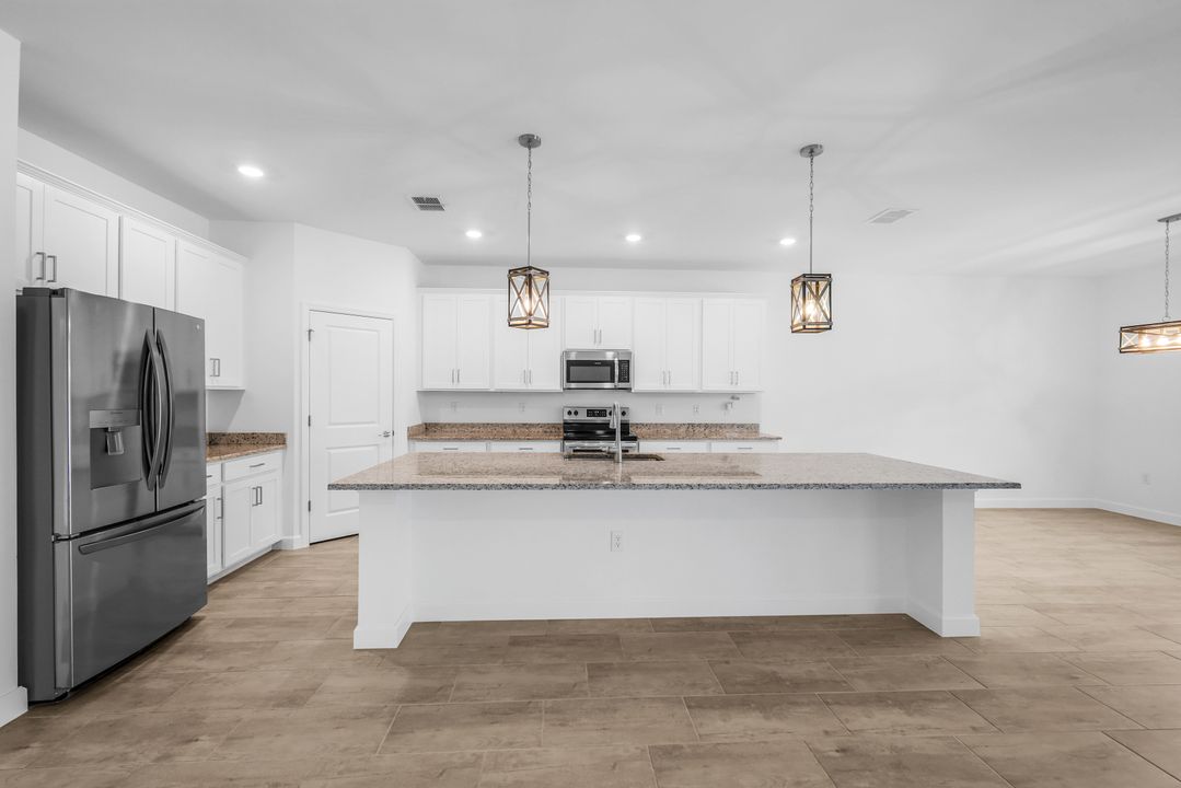 11404 Canopy Loop, Fort Myers, FL 33913