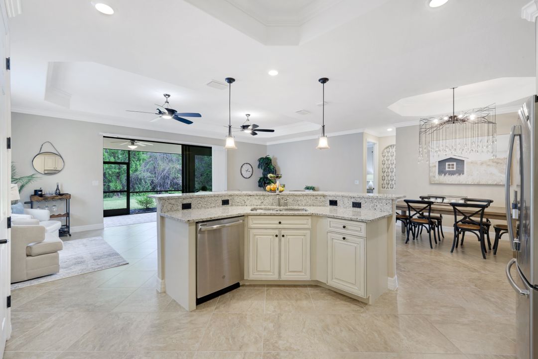 17450 Galway Run, Bonita Springs, FL 34135