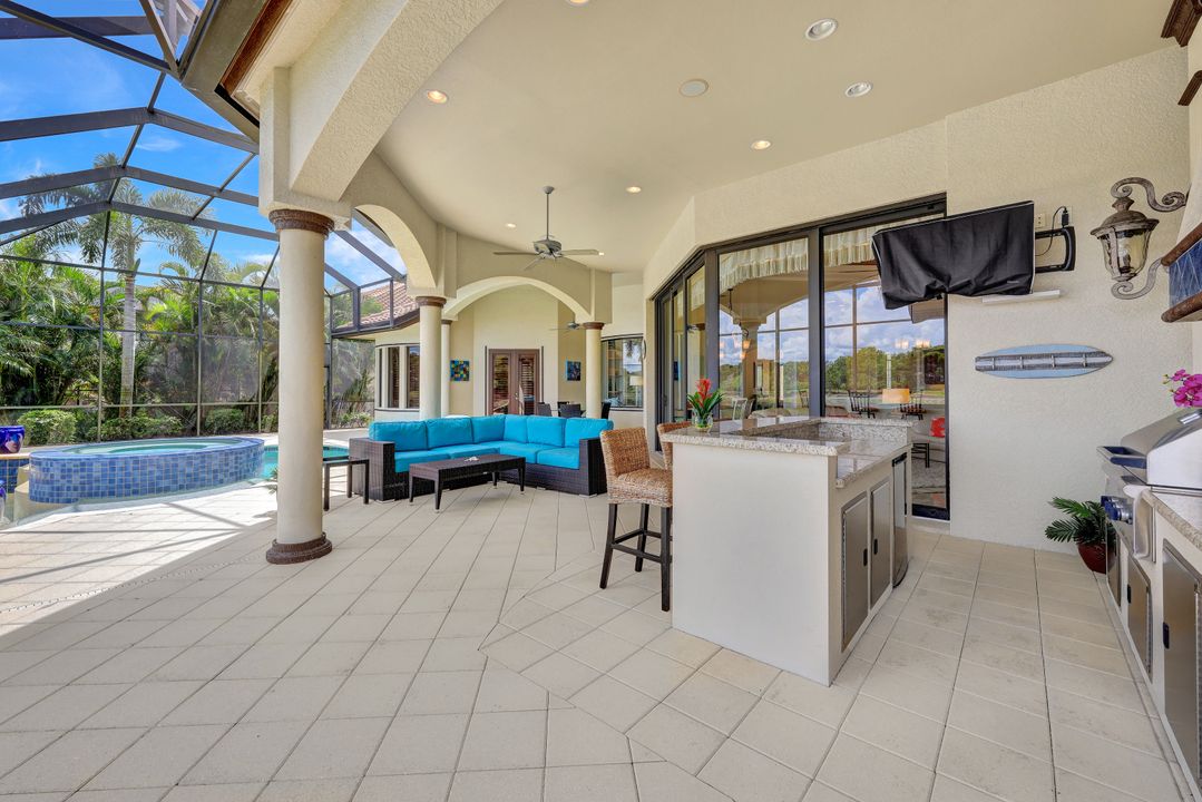 10550 Glen Lakes Dr, Estero , FL 34135