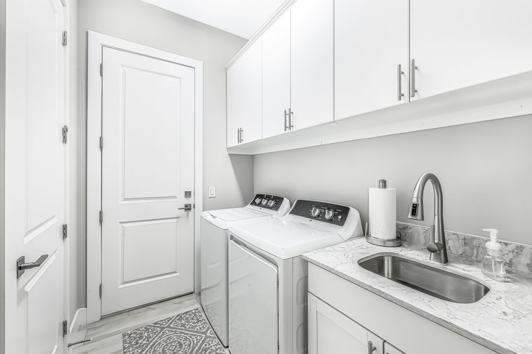 3178 Cotuit Ln, Naples, FL 34114