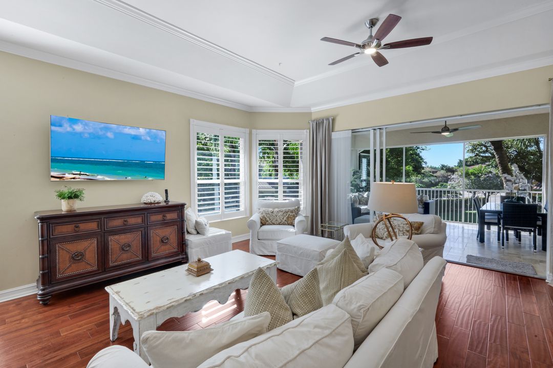 1840 Les Chateaux Blvd #4-201, Naples, FL 34109