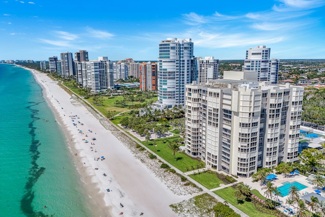 4051 Gulf Shore Blvd N #700, Naples, FL 34103