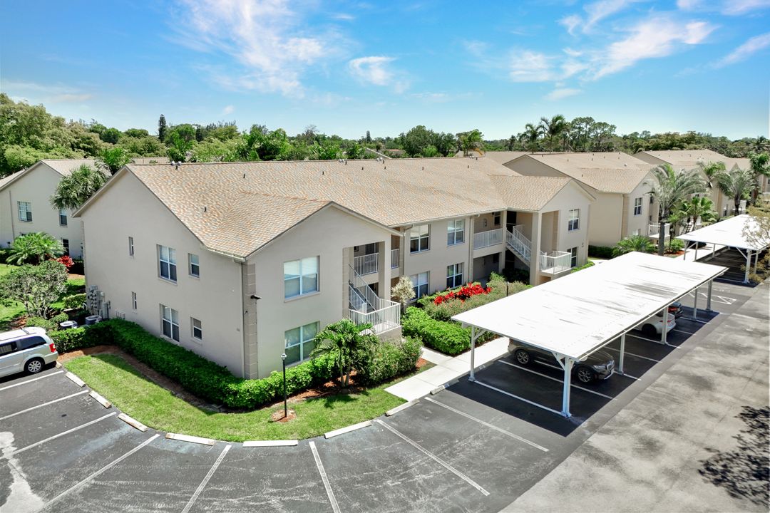 326 Bradstrom Cir # F-204, Naples, FL 34113