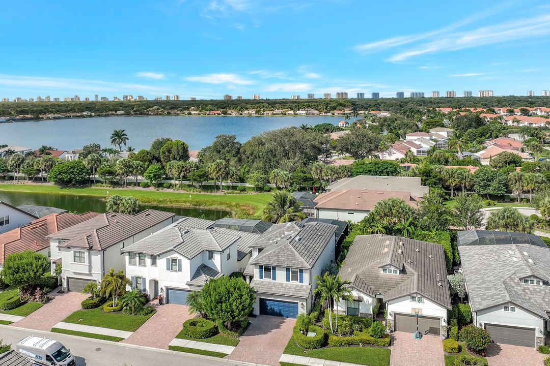 7265 Wilton Dr N, Naples, FL 34109