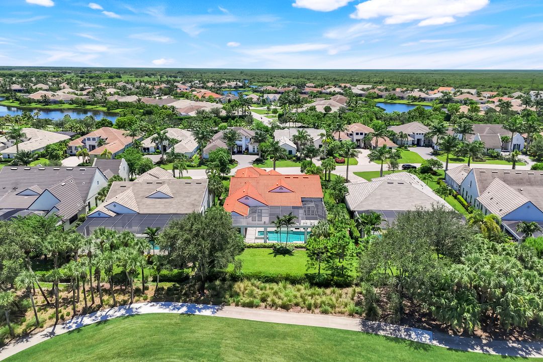 3233 Tavolara Ln, Naples, FL 34114