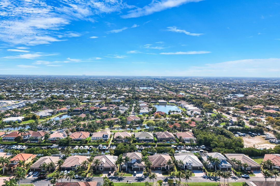 15930 Catalpa Cove Dr, Fort Myers, FL 33908