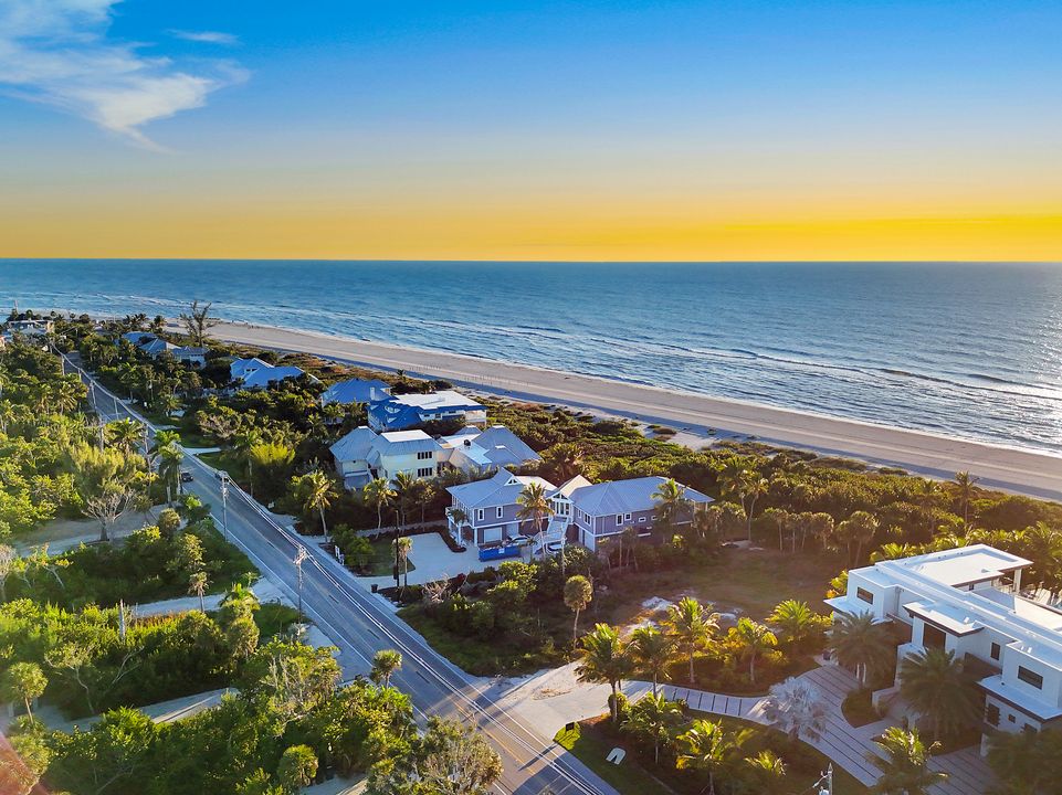 16970 Captiva Dr, Captiva, FL 33924