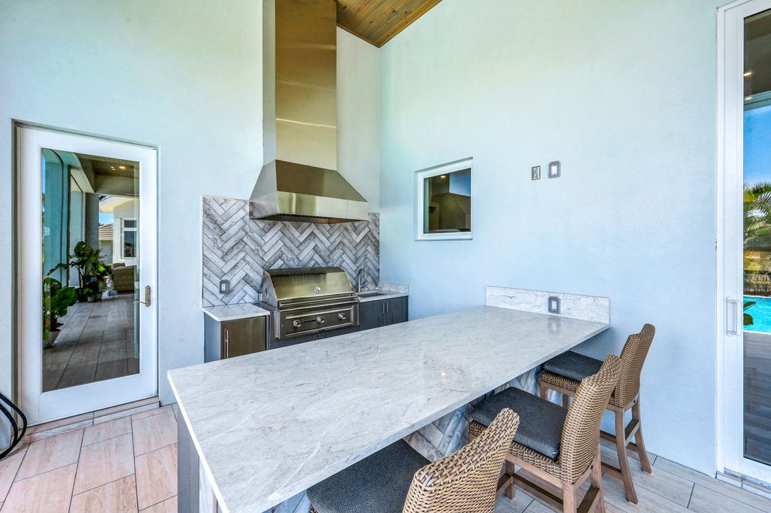 100 S Bahama Ave, Marco Island, FL 34145