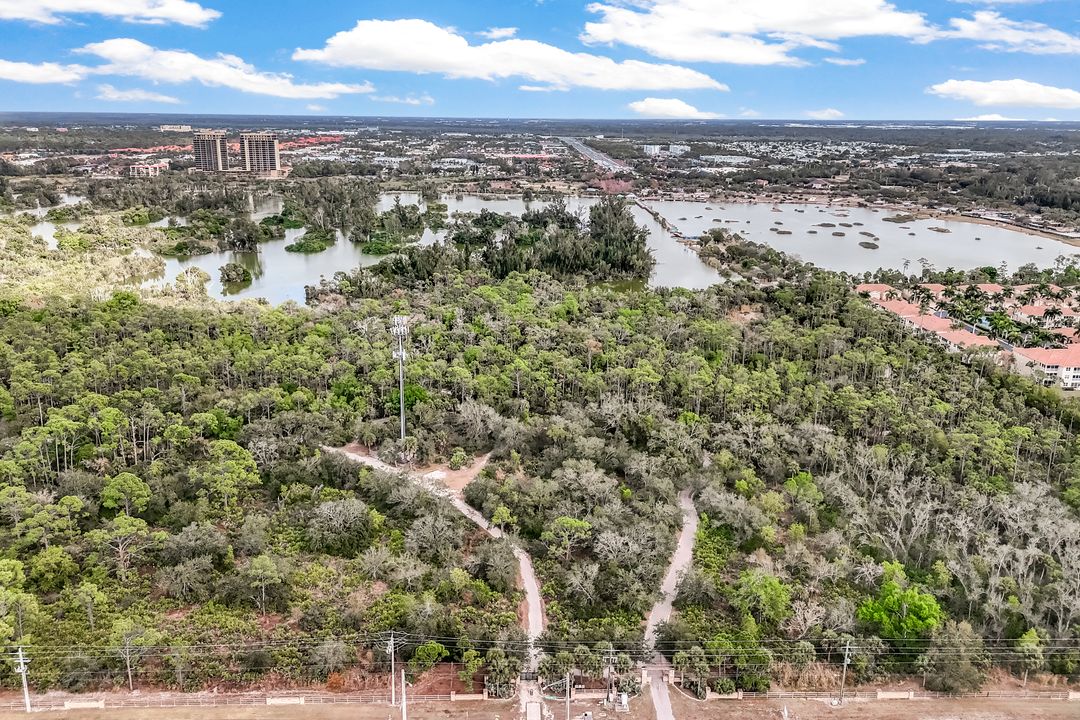 8475 Charter Club Cir #8, Fort Myers, FL 33919