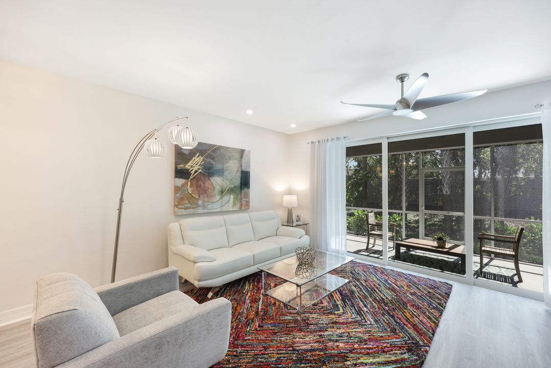 262 Indies Dr E #102, Naples, FL 34114