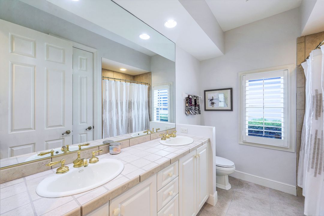 7092 Peach Blossom Ct, Naples, FL 34113