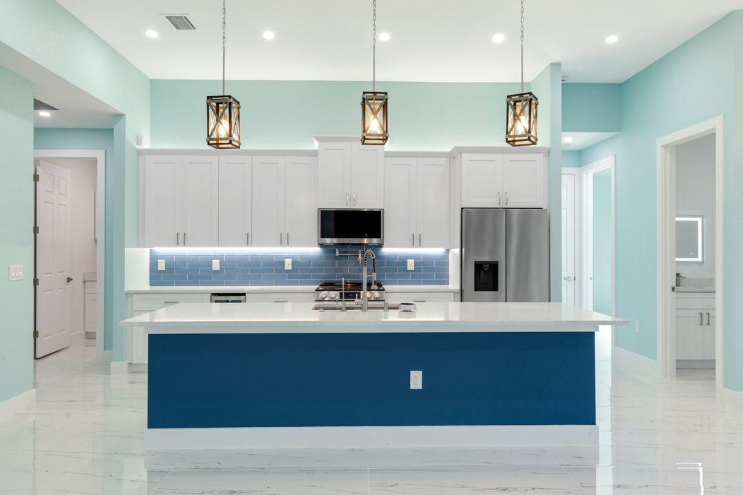 1018 Prospect Ave, Lehigh Acres, FL 33972