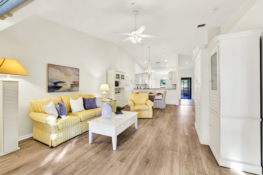 3715 Buttonwood Way #1722, Naples, FL 34112