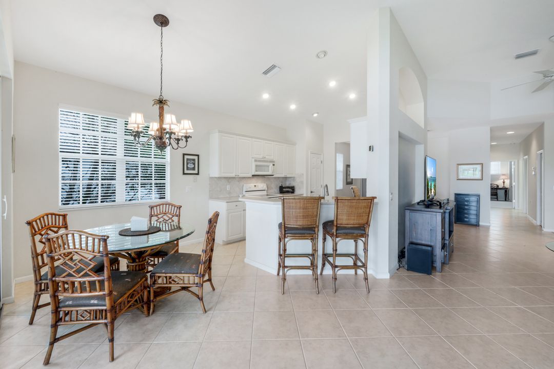 10392 Autumn Breeze Dr #202, Bonita Springs, FL 34135