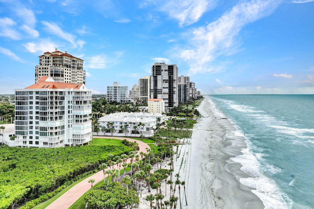 20 Seagate Dr #1102 (PH-2), Naples, FL 34103
