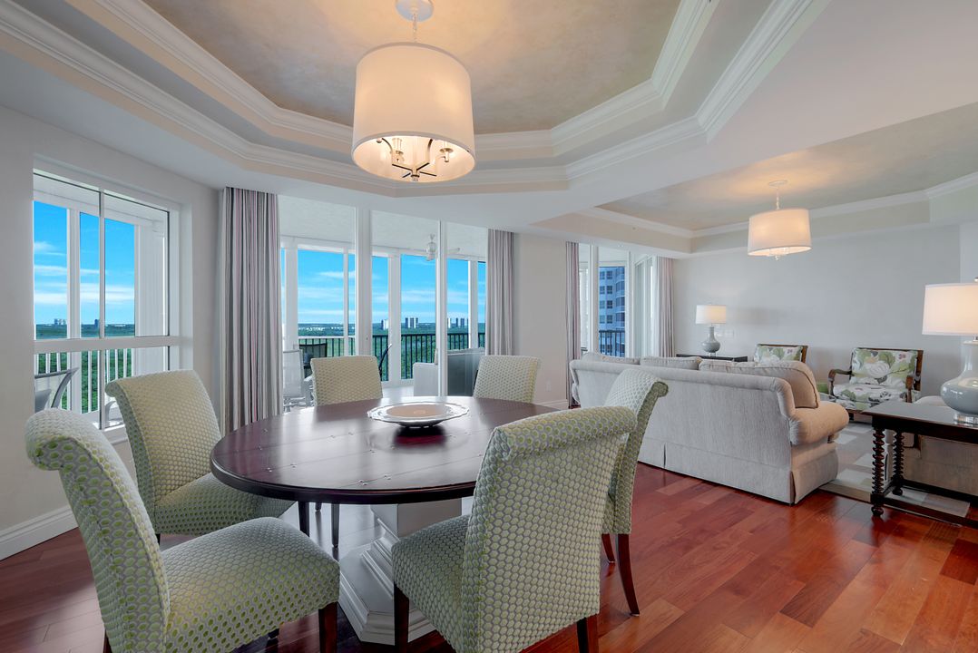 295 Grande Way #1004, Naples, FL 34110
