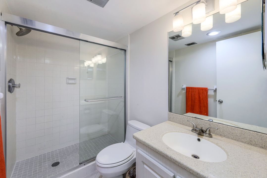 4200 Belair Ln #111, Naples, FL 34103