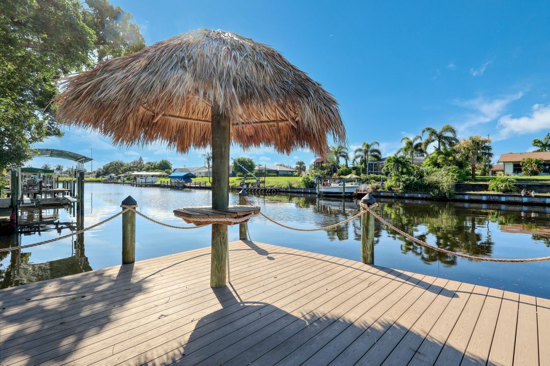 1426 SE 32nd St, Cape Coral, FL 33904