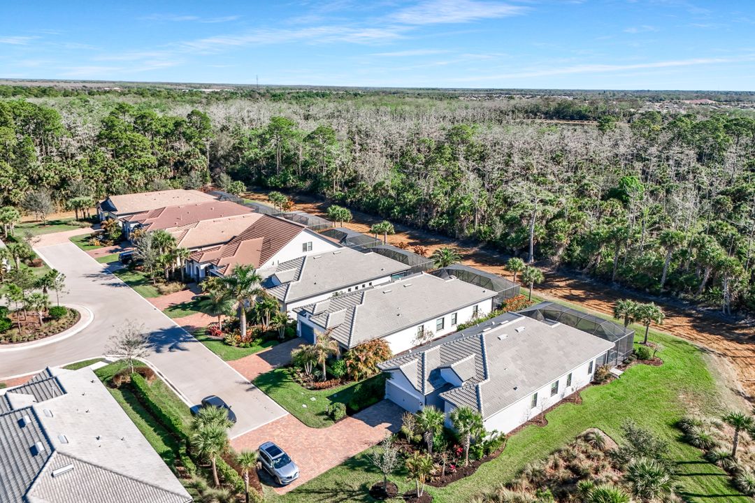 9772 Willet Ct, Naples, FL 34120