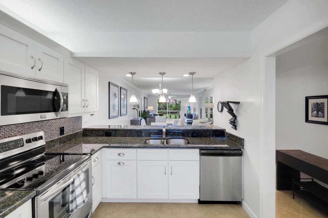 2462 Hidden Lake Dr #1, Naples, FL 34112