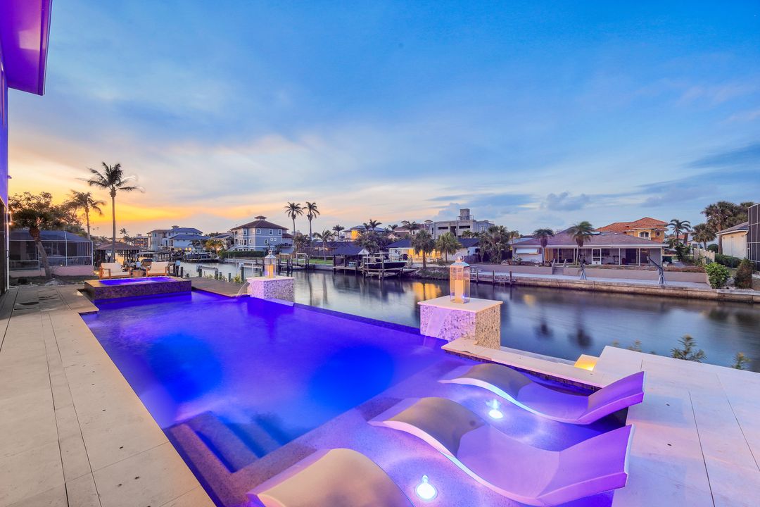 469 Germain Ave, Naples, FL 34108