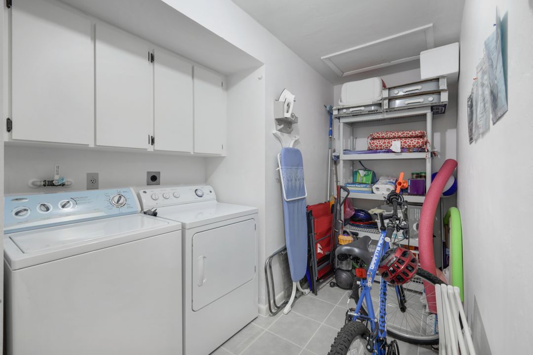 3480 Frosty Way #4, Naples, FL 34112