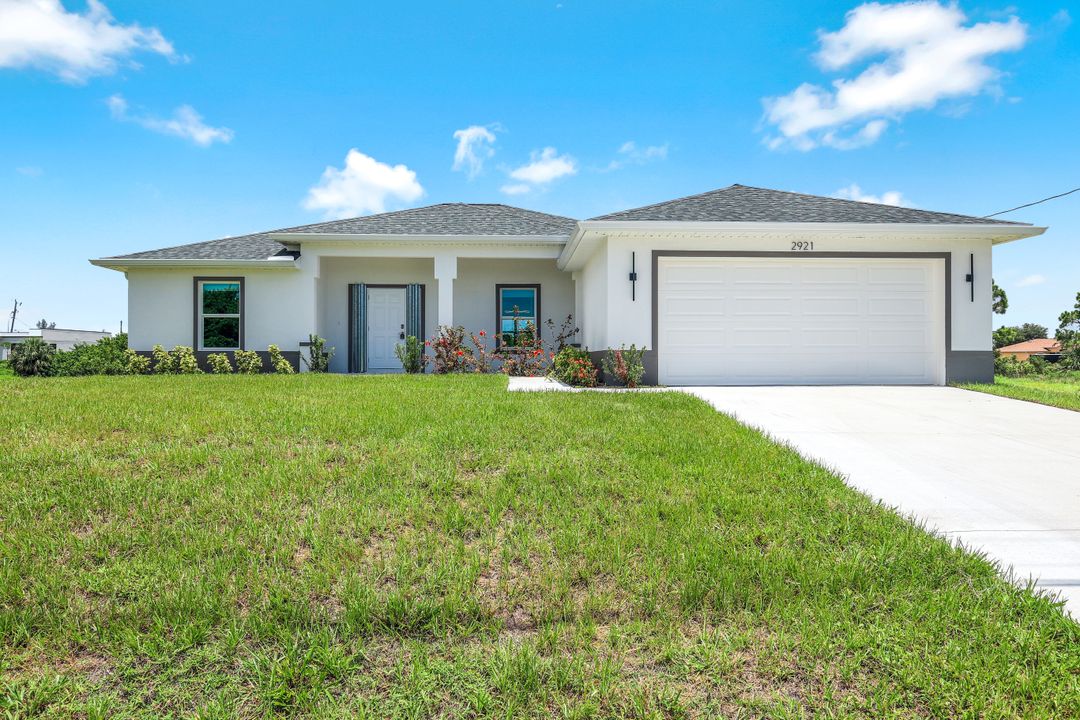 2921 NE 1st Ave, Cape Coral, FL 33909