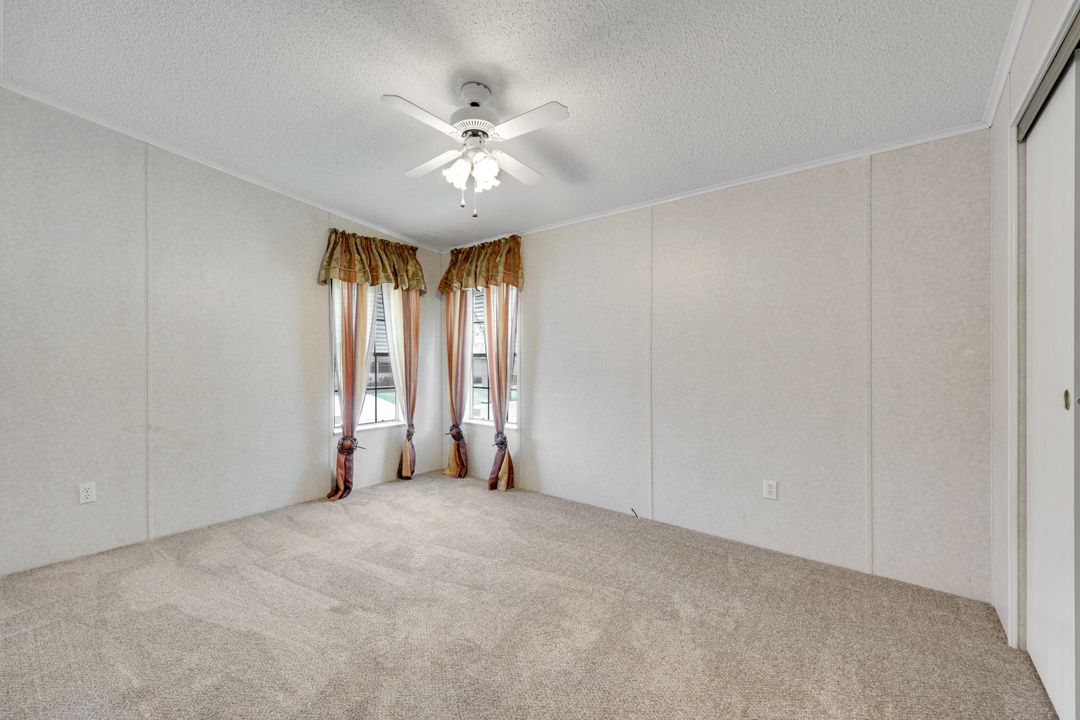433 Rainbow Dr, North Fort Myers, FL 33903
