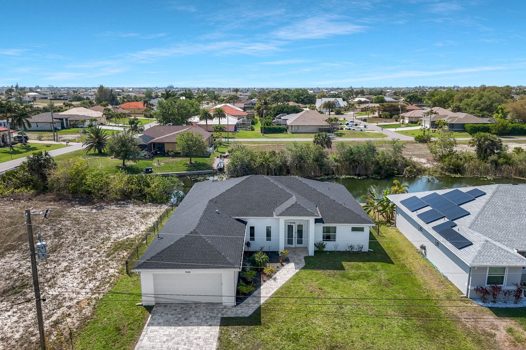 1428 NW 27th Pl, Cape Coral, FL 33993