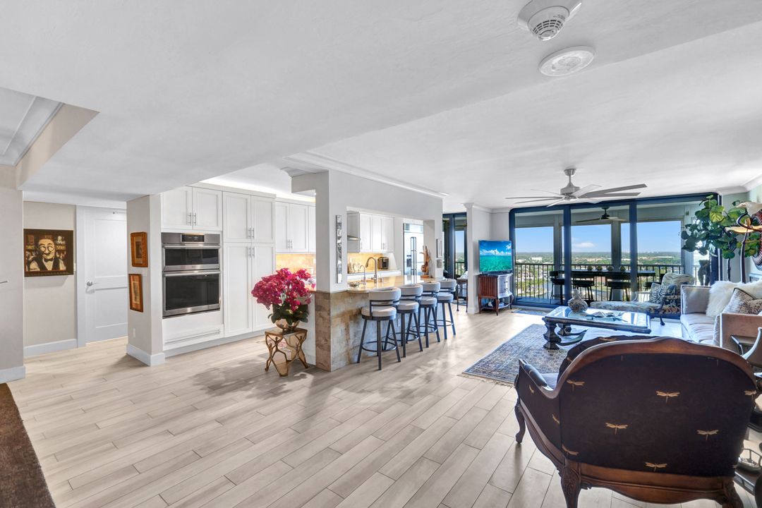 4401 Gulf Shore Blvd N, Naples, FL 34103