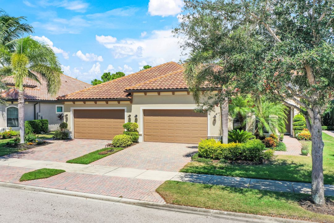 9433 Isla Bella Cir, Bonita Springs, FL 34135
