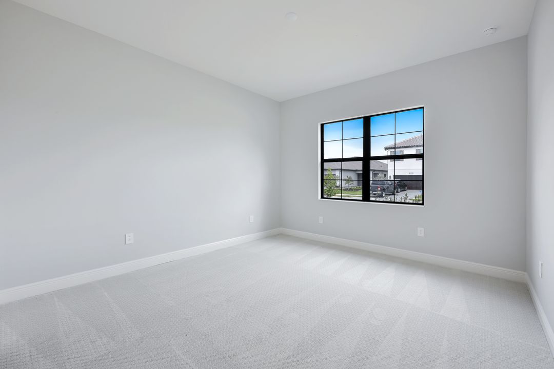 3995 Pegasus Wy, Naples, FL 34120