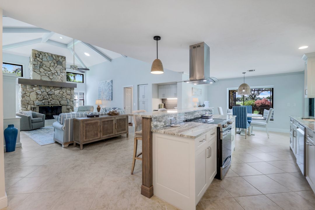 16902 Timberlakes Dr, Fort Myers, FL 33908
