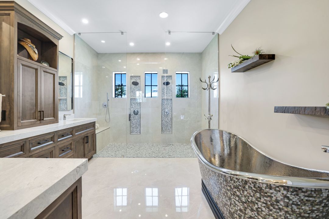 855 Old Marco Ln, Marco Island, FL 34145