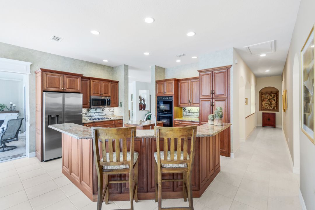 10005 Idle Pine Ln, Estero, FL 34135