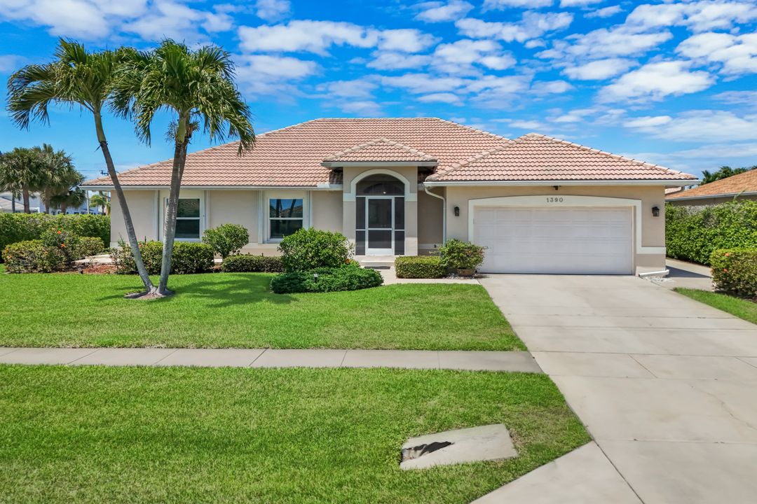 1390 Wayne Ave, Marco Island, FL 34145
