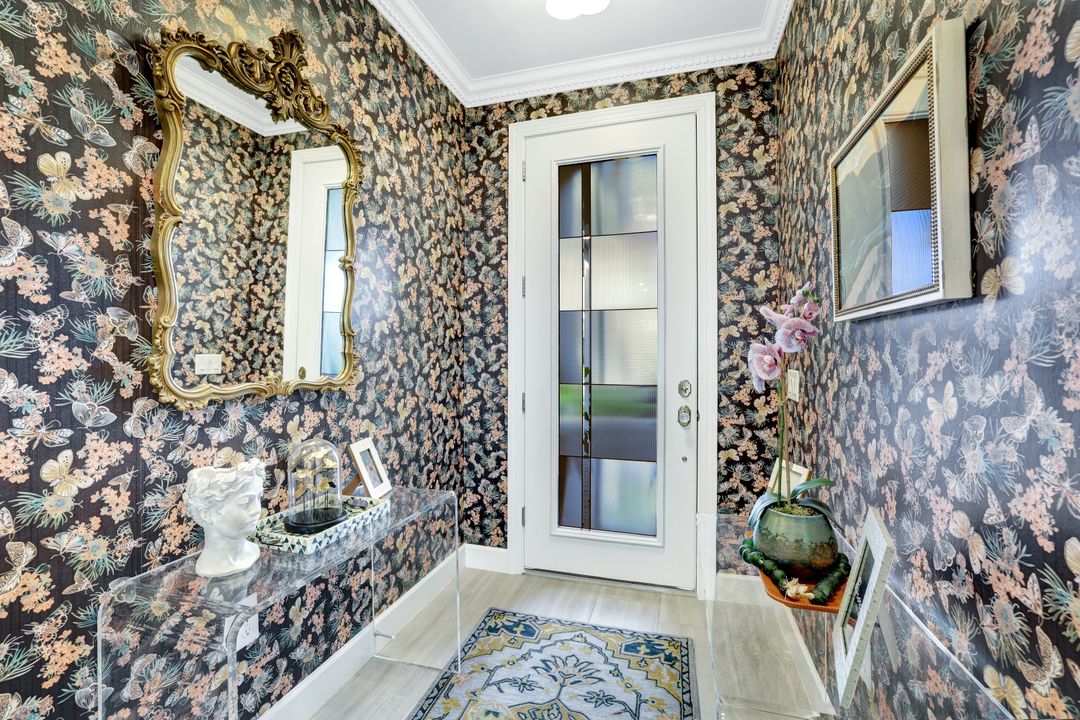 20410 Pebble Gln Dr, Estero, FL 33928