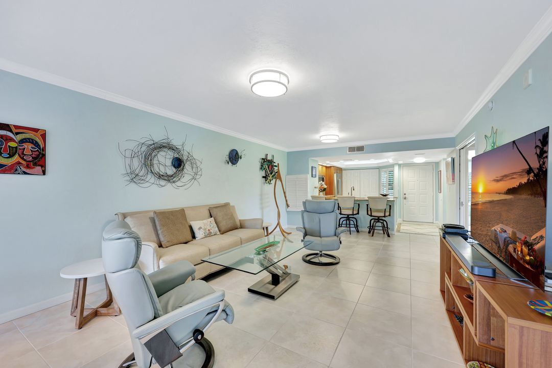 100 Stevens Landing Dr #101, Marco Island, FL 34145