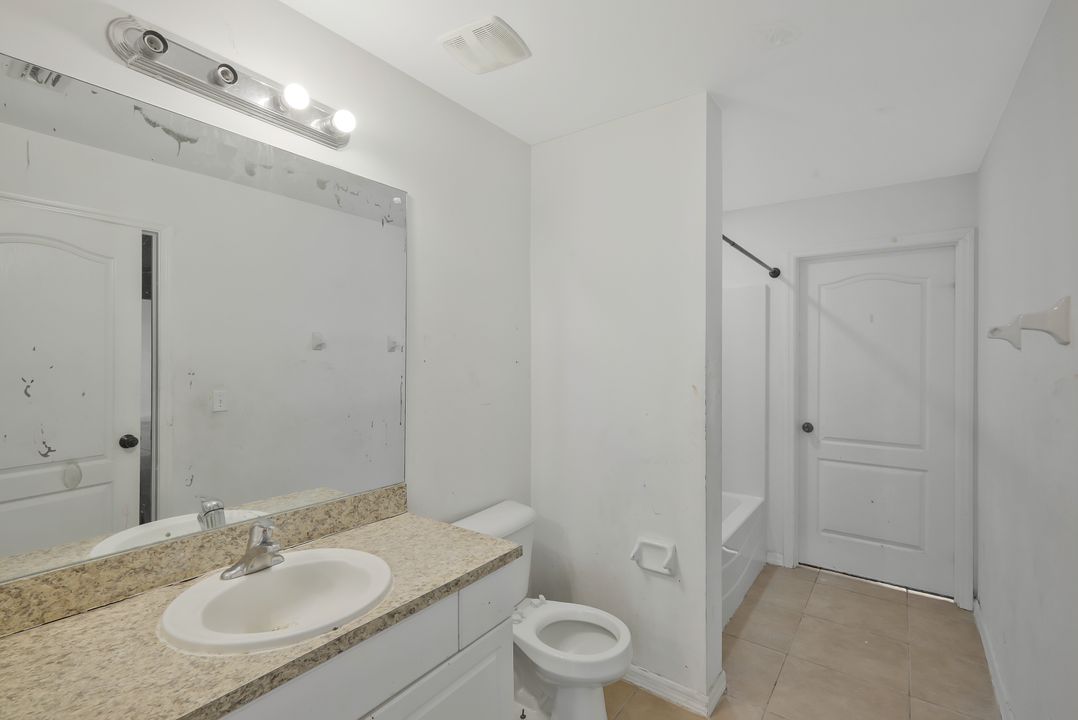 2503 5th St SW, Lehigh Acres, FL 33976