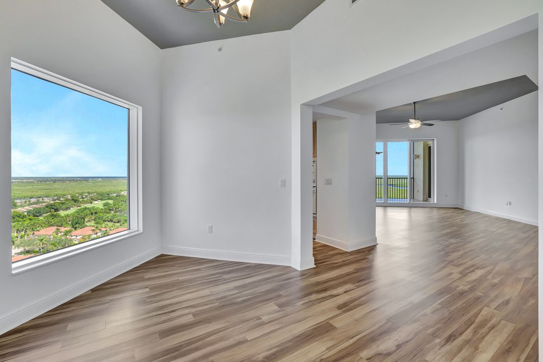1060 Borghese Ln #2001, Naples, FL 34114