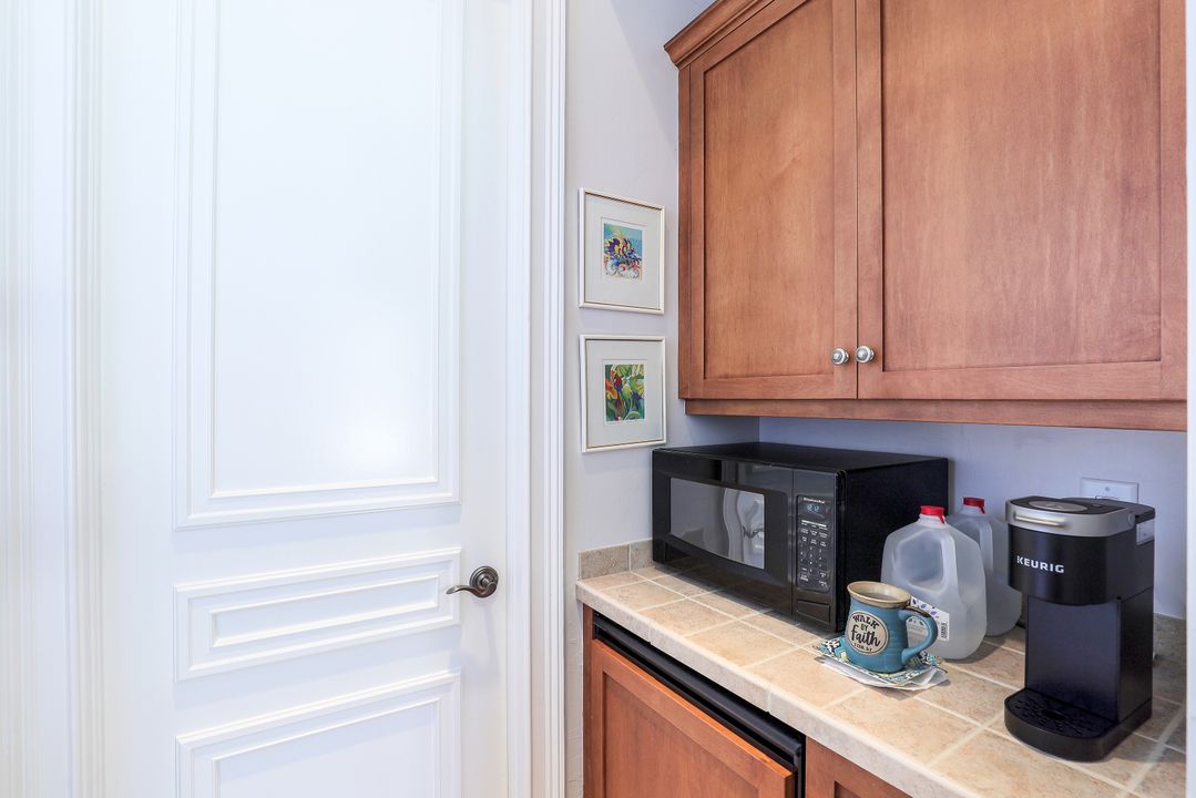 18132 Via Caprini Dr, Miromar Lakes, FL 33913