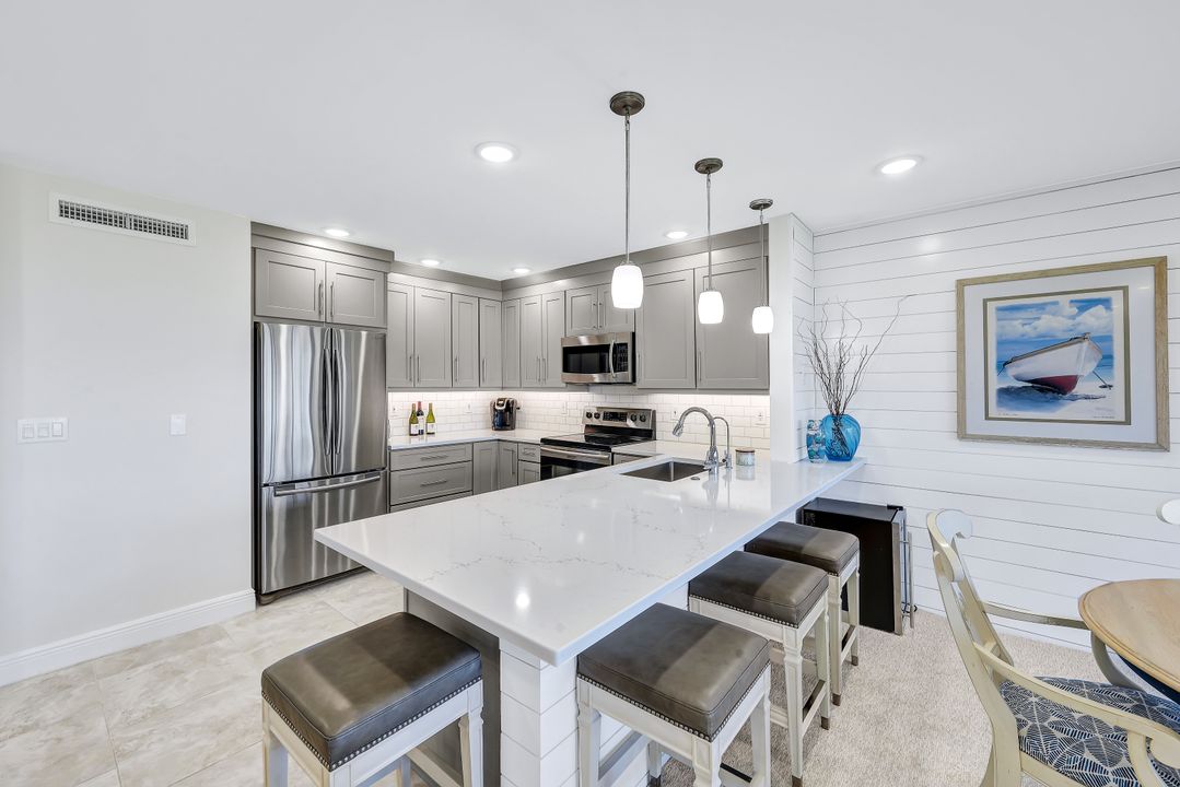 1080 S Collier Blvd #206, Marco Island, FL 34145