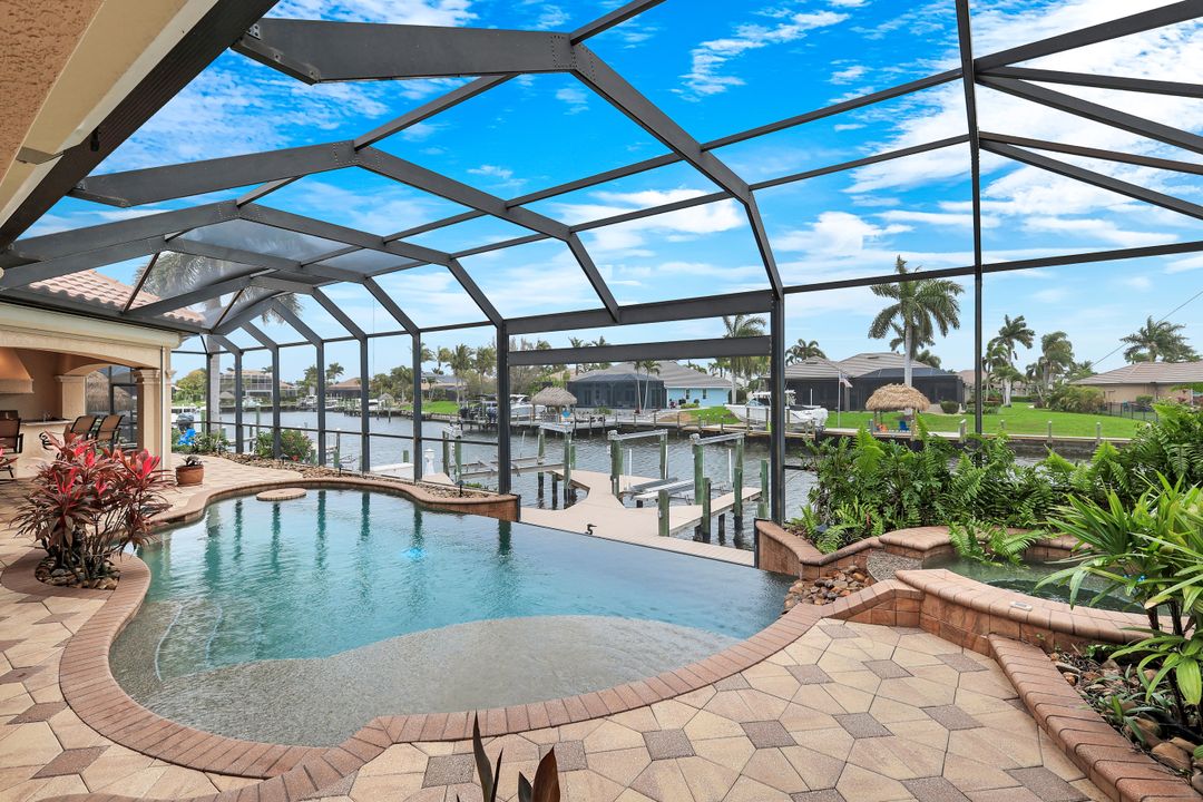5521 Harbour Preserve Cir, Cape Coral, FL 33914